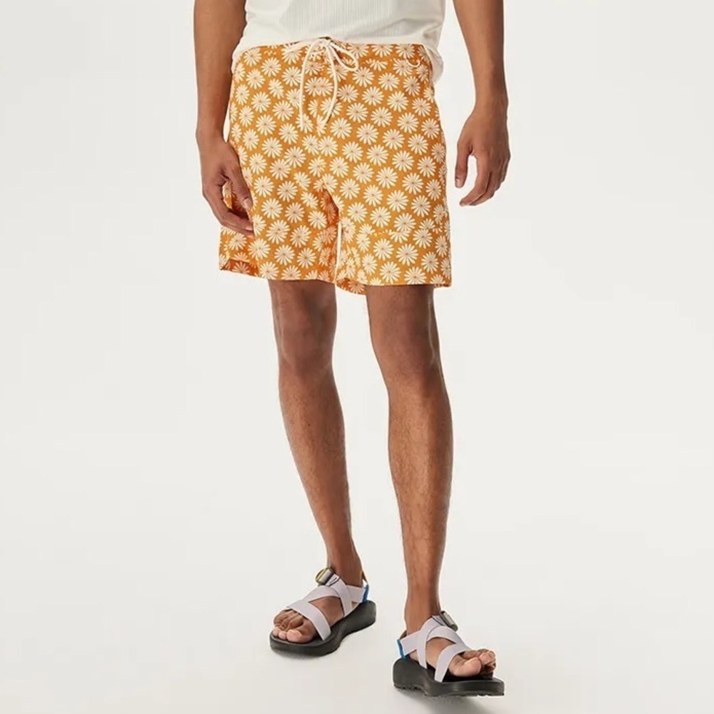 Outdoor Voices SolarCool 6" Beach Boardshort Apricot Floral Daisy Swim Active XS